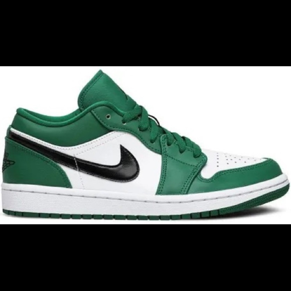 Nike Air Jordan 1 Low Top in Pine Green